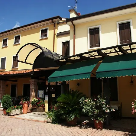 Locanda Grego Hotel 3*